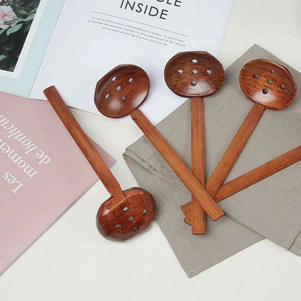 Artisan Extra-Large Japanese Wooden Ladle for Ramen and Soup Serving - Très Elite