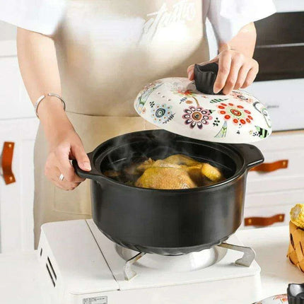 Artisan Japanese Ceramic Stew Pot with Artistic Design and Ample Capacity - Très Elite