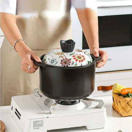 Artisan Japanese Ceramic Stew Pot with Artistic Design and Ample Capacity - Très Elite