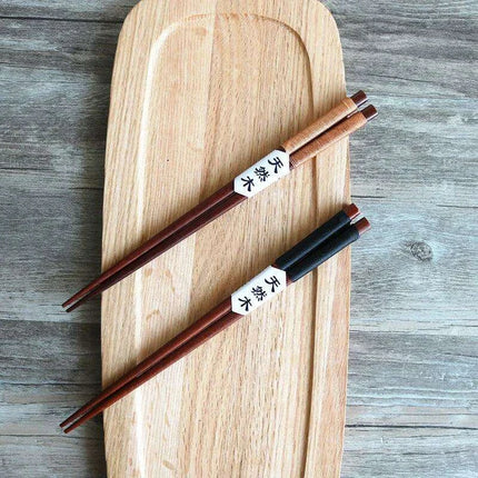 Artisan Wooden Japanese Chopsticks with Anti-Roll Design - Elevate Your Dining Experience - Très Elite