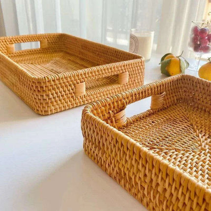 Artisan Woven Rattan Storage Tray for Fruits, Vegetables, and Tea - Très Elite