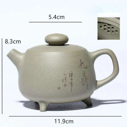 Artisan Yixing Purple Clay 200ml Teapot - A Collector's Essential for Tea Enthusiasts - Très Elite