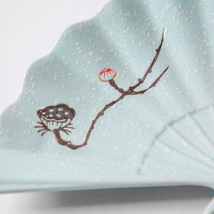 Artistic Japanese Fan-Shaped Ceramic Serving Plate - Sophisticated Tableware for Fine Dining - Très Elite