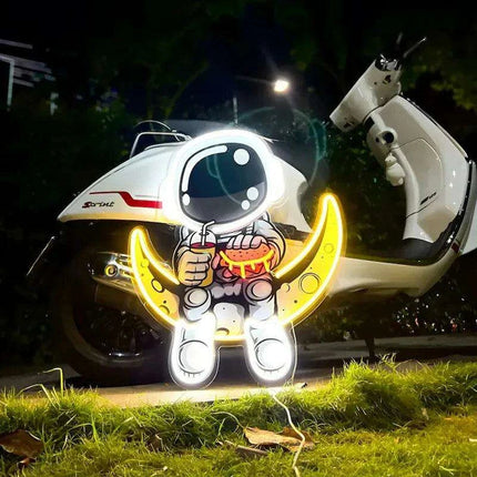 Astronaut Burger Neon Sign: Eye-Catching LED Art for Creative Spaces - Très Elite
