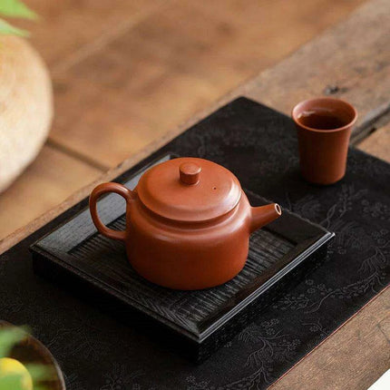 Authentic Artisan Yixing Purple Clay Teapot with Built-In Strainer for a Premium Puer Tea Experience - Très Elite