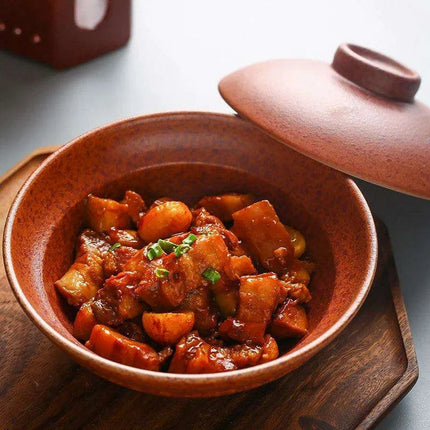 Authentic Vintage Chinese Dining Set: Clay Candle Warmer & Pork Belly Serving Dish - Très Elite