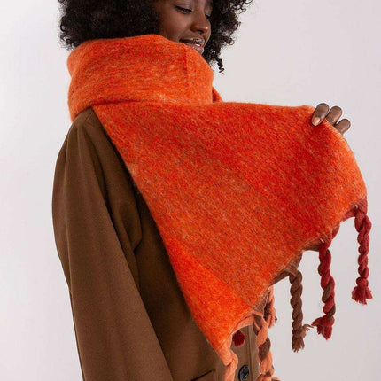 Autumn Striped Shawl with Elegant Tassels – Versatile Women’s Wrap - Très Elite