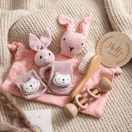 Baby Milestone Bath Toy Set with Swaddle Wrap, Rattle, and Bibs for Newborn - Très Elite