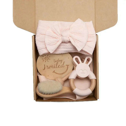 Baby Milestone Bath Toy Set with Swaddle Wrap, Rattle, and Bibs for Newborn - Très Elite