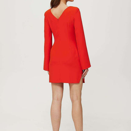 Backless Elegance: V-Back Mini Cocktail Dress for Effortless Charm - Très Elite