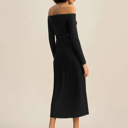 Backless Knit Maxi Dress with Off-Shoulder Design and High Waist - Très Elite