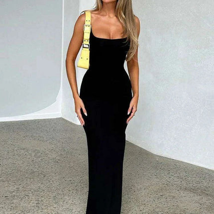Backless Lace-Up Bodycon Maxi Dress with Spaghetti Straps - Ideal for Night Out and Special Events - Très Elite