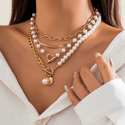Baroque shaped pearl necklace creative irregular chain clavicle necklace - Très Elite