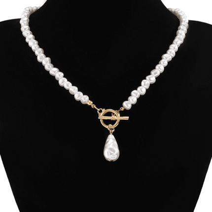 Baroque shaped pearl necklace creative irregular chain clavicle necklace - Très Elite