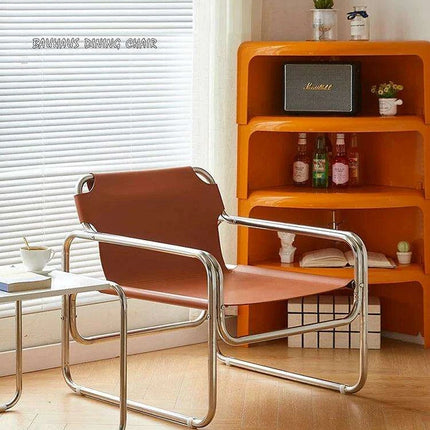 Bauhaus Luxe Leather Lounge Chair - A Fusion of Style and Comfort - Très Elite