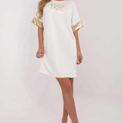 Beige Daydress Model 208971 Oversized Sweatshirt Dress
