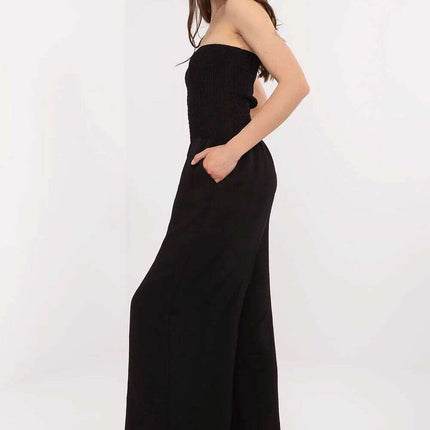 Beige Jumpsuit With Spanish Neckline And Wide Legged - Très Elite