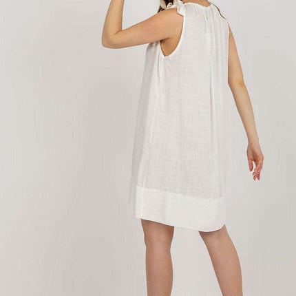Bella Viscose Daydress: Effortless Elegance in Various Sizes - Très Elite