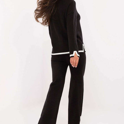 Black Two Piece Womens Sweater Set With V Neck Long Sleeves - Très Elite