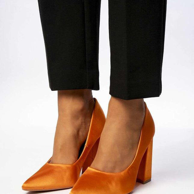 Block heel pumps model 210530