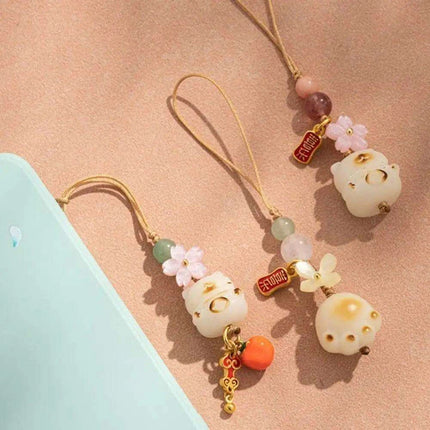Bodhi Root Fortune Cat Paw Keychain - Traditional Chinese Lucky Amulet - Très Elite