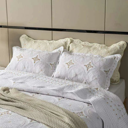 Bohemian Circle Embroidered Quilted Bedding Set with Pillow Shams - 3-Piece Beige & White Cotton Coverlet for Queen/King Size - Très Elite