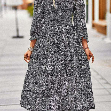 Bohemian Elegance Square Neck Maxi Dress with 3/4 Sleeves - Très Elite