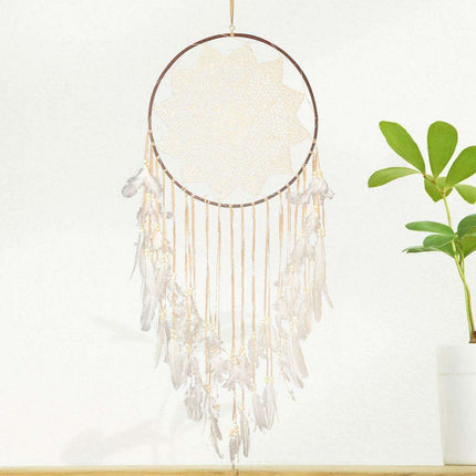 Bohemian Feather Dream Catcher – Handcrafted Wall Art for a Whimsical Ambiance..