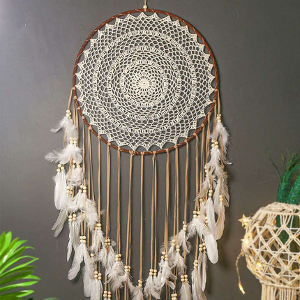 Bohemian Feather Dream Catcher – Handcrafted Wall Art for a Whimsical Ambiance..