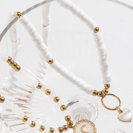 Bohemian retro temperament soft clay necklace, ethnic style simple love crystal necklace - Très Elite