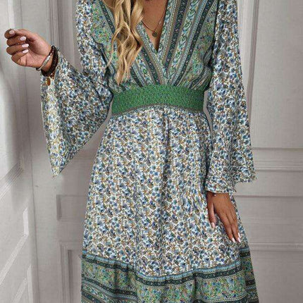 Boho Chic Long Sleeve Flowy Maxi Dress - Stylish Women's Dress for All Occasions - Très Elite