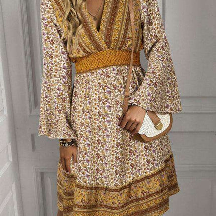 Boho Chic Long Sleeve Flowy Maxi Dress - Stylish Women's Dress for All Occasions - Très Elite
