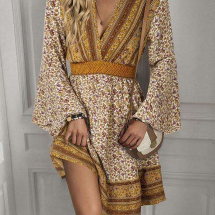Boho Chic Long Sleeve Flowy Maxi Dress - Stylish Women's Dress for All Occasions - Très Elite
