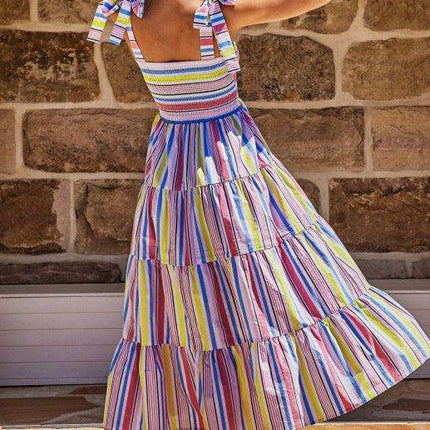 Boho Vibes Sleeveless Maxi Dress with Pop Print - Très Elite
