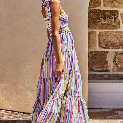 Boho Vibes Sleeveless Maxi Dress with Pop Print - Très Elite