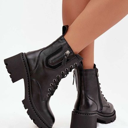 Bootie model 216825 - Très Elite