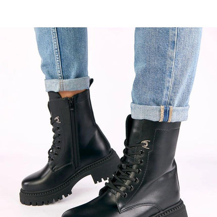 Bootie model 221632 - Très Elite
