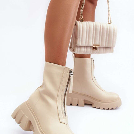 Boots model 185615 - Très Elite
