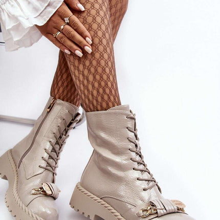 Boots model 187354 - Très Elite