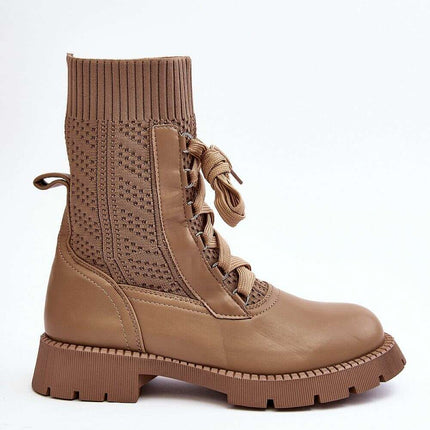 Boots model 189854 - Très Elite