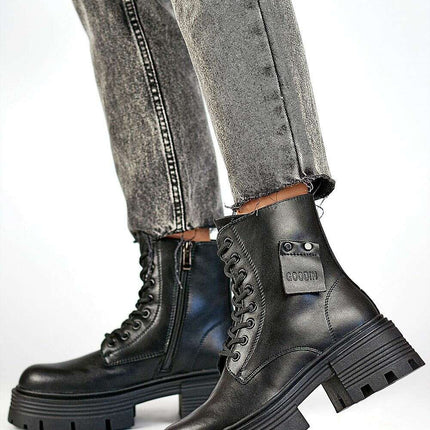 Boots model 200268 - Très Elite