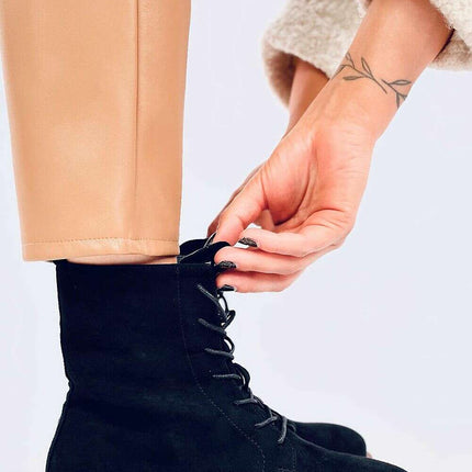 Boots model 202141 - Très Elite