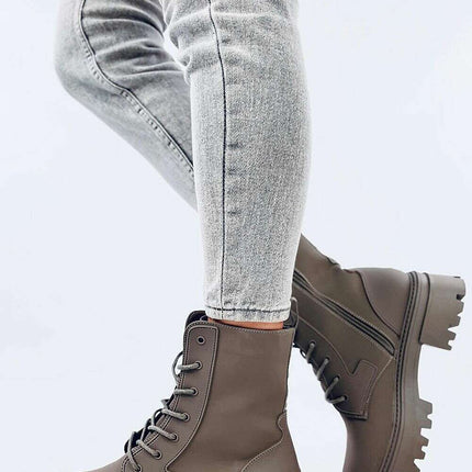 Boots model 203040 - Très Elite