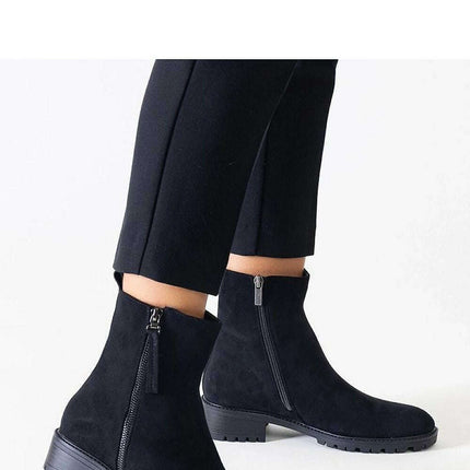 Boots model 204449 - Très Elite