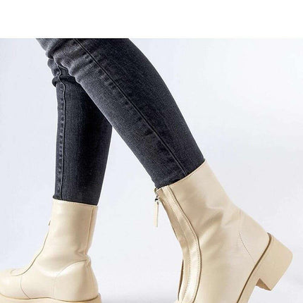 Boots model 204533 - Très Elite