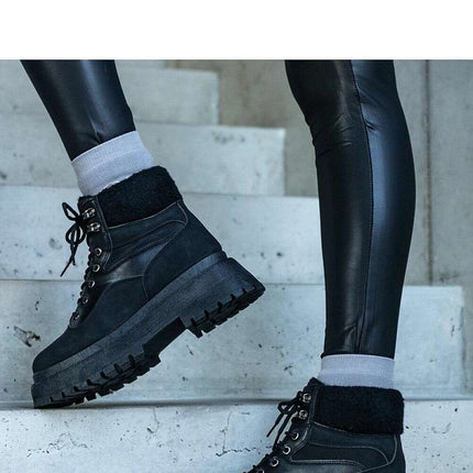 Boots model 204570 - Très Elite
