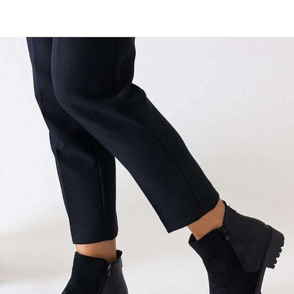 Boots model 204572 - Très Elite