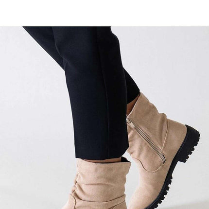 Boots model 204577 - Très Elite