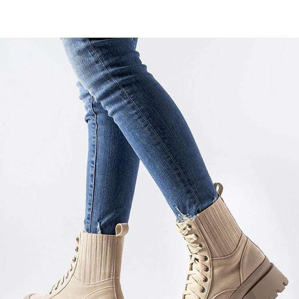 Boots model 204603 - Très Elite