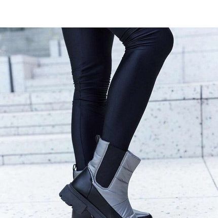Boots model 204612 - Très Elite